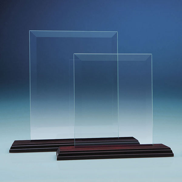 Engraved Crystal Plates & Curved Plaques from CrystalAwardsSupplier.co.uk