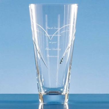 20cm Diamante Conical Vase with Heart Shape Cutting