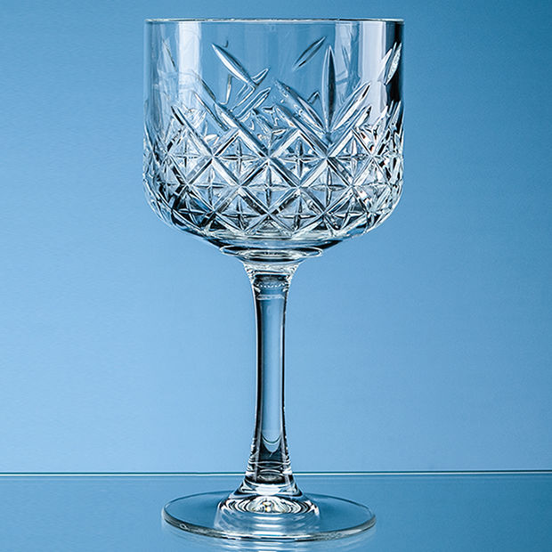 Crystal shop gin glasses