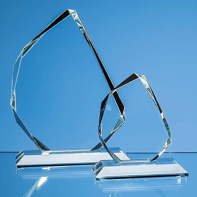 6in Facetted Summit Award in 15mm Clear Glass